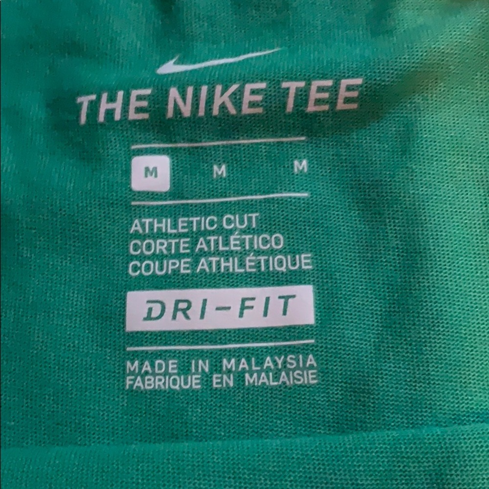 Nike Dri-Fit Tee - Picture 4 of 4